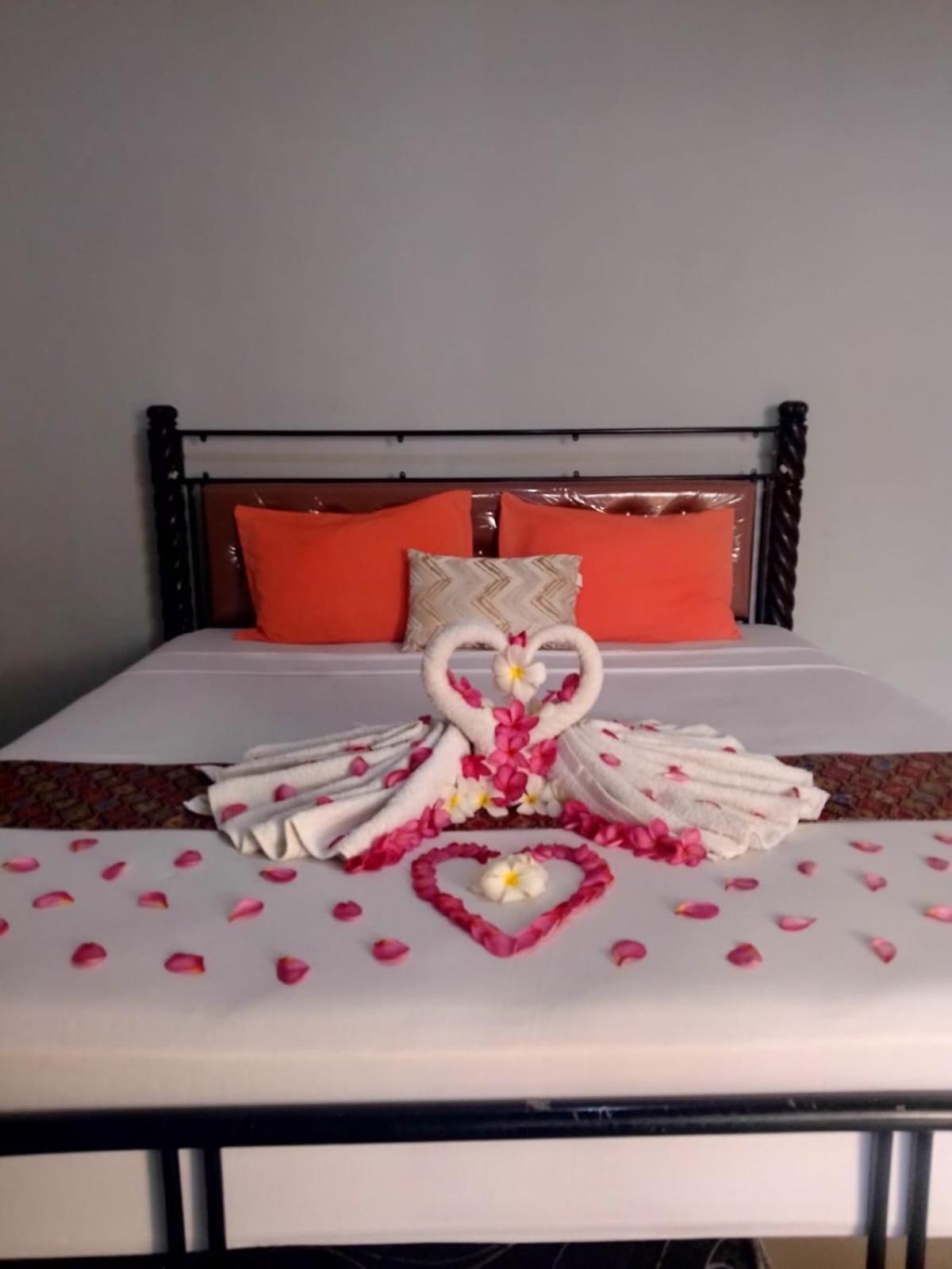 Pineapple Guest House Gili Air Dış mekan fotoğraf