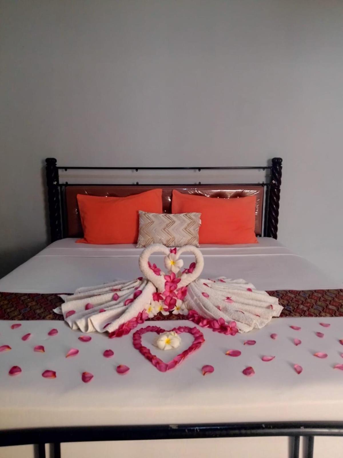 Pineapple Guest House Gili Air Dış mekan fotoğraf